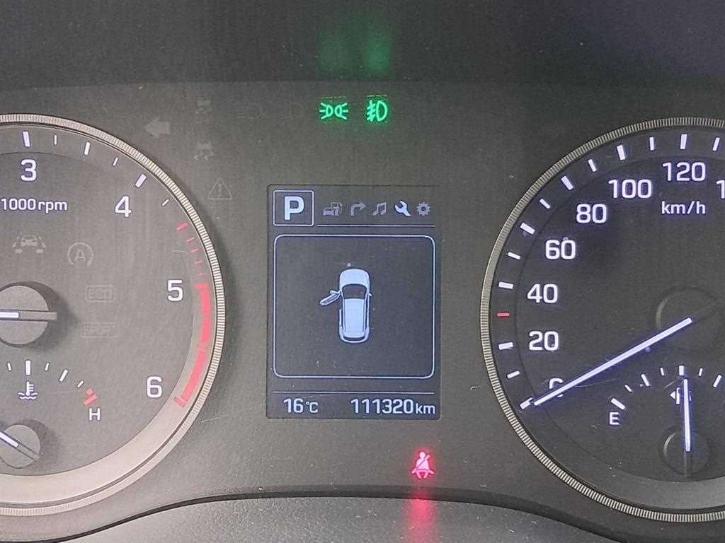 HYUNDAI Tucson - Vista 8