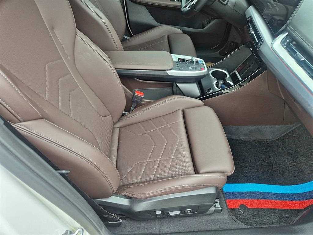 BMW iX1 2024 Blanco - Importación desde Corea - HF Imports Iquique - Foto 18