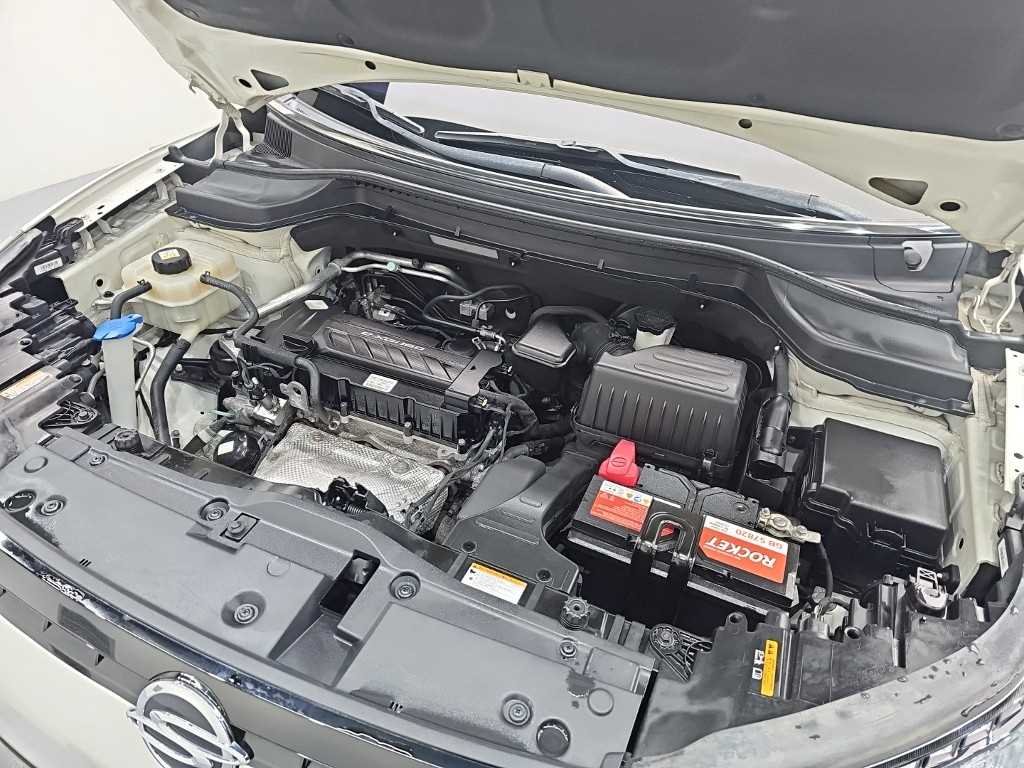 Ssangyong Tivoli - Vista 5