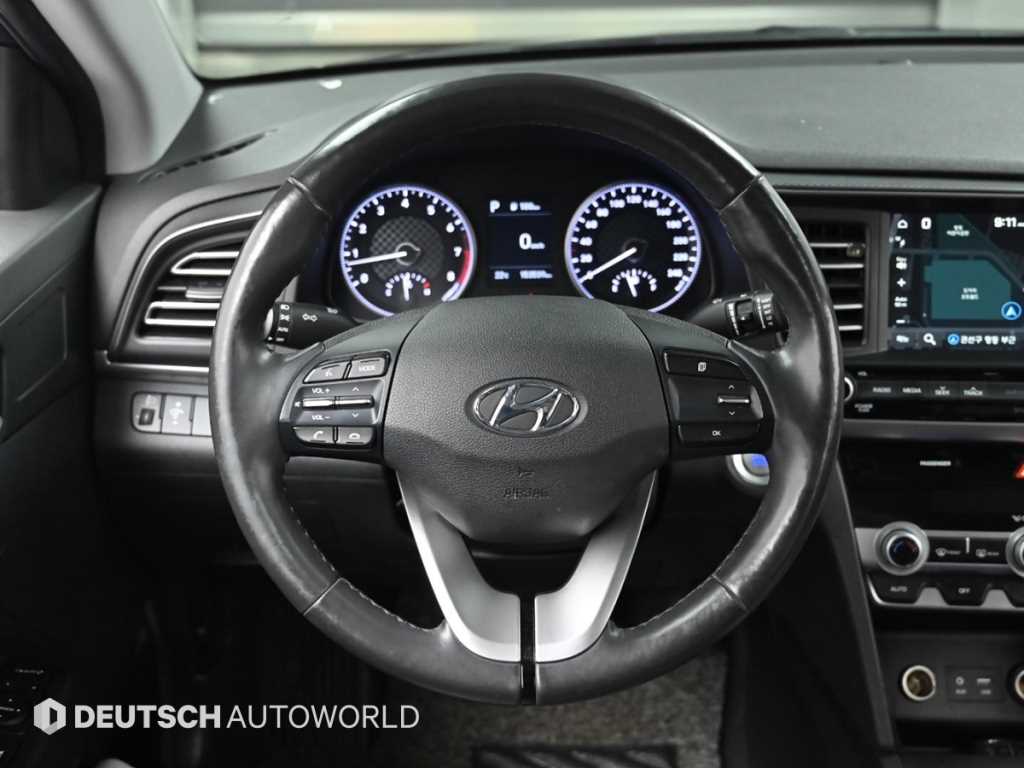 HYUNDAI Avante 2019 Azul - Importación desde Corea - HF Imports Iquique - Foto 13