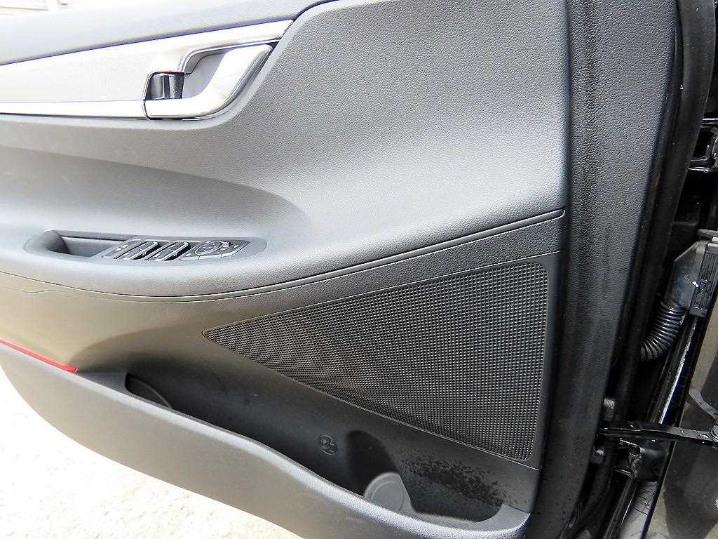 HYUNDAI Grandeur - Vista 11