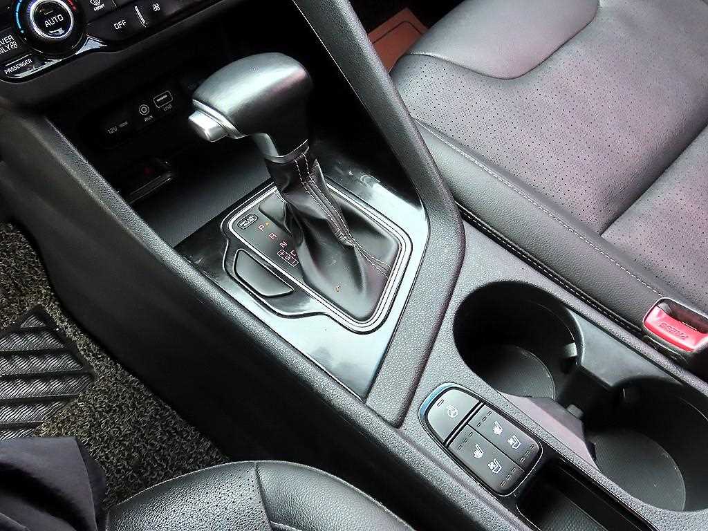 KIA Niro - Vista 10
