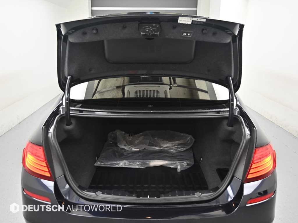BMW 5 Series 2016 Negro - Importación desde Corea - HF Imports Iquique - Foto 19