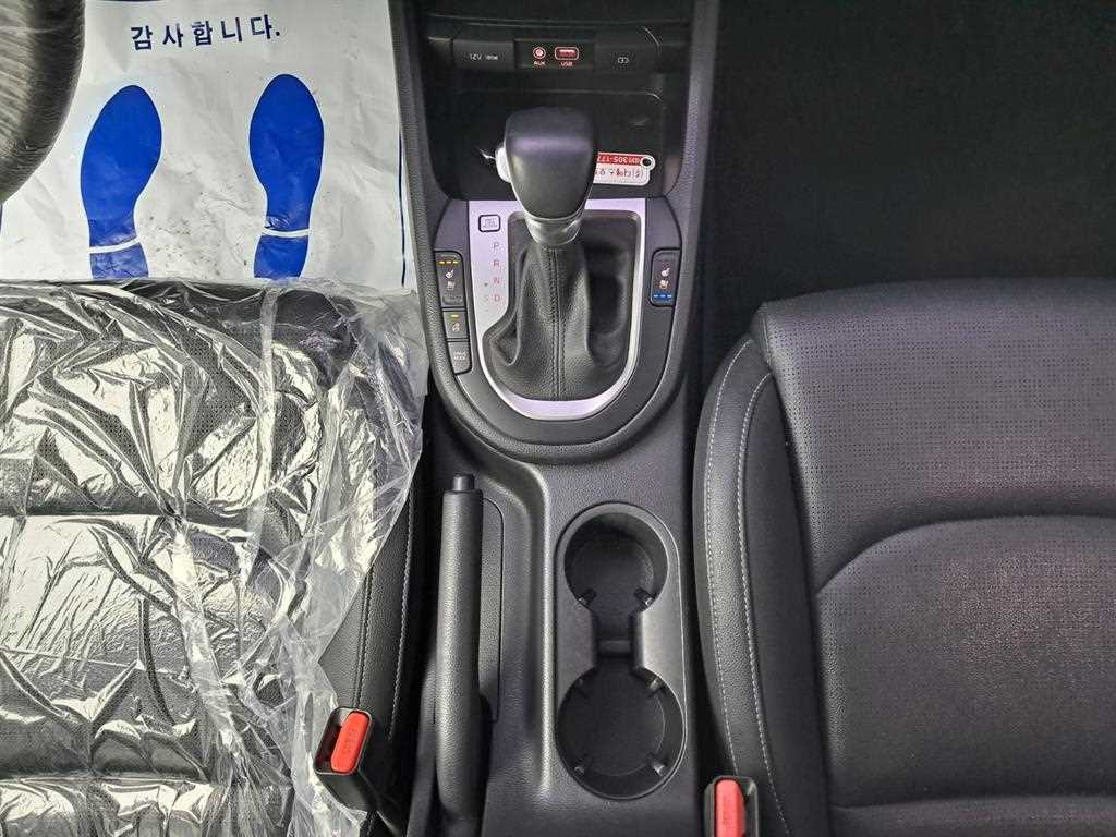 KIA K3 2019 Blanco - Importación desde Corea - HF Imports Iquique - Foto 14