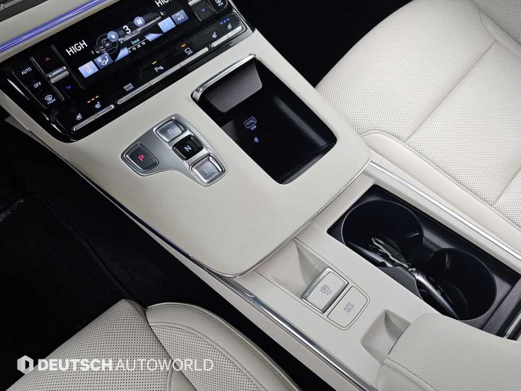 HYUNDAI Grandeur - Vista 9