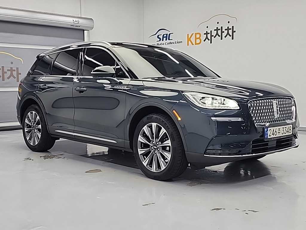 Lincoln Corsair - Vista 4