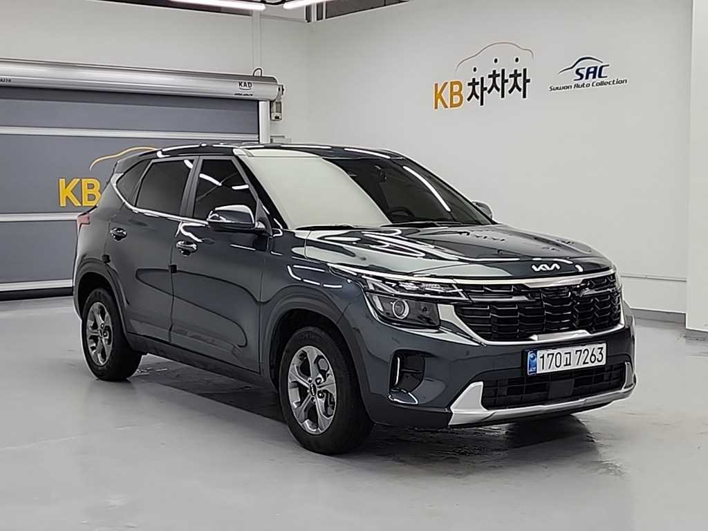 KIA Seltos - Vista 4