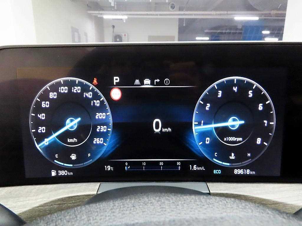 KIA K8 - Vista 6