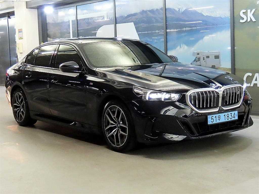BMW i5 2024 Negro - Importación desde Corea - HF Imports Iquique - Foto 1