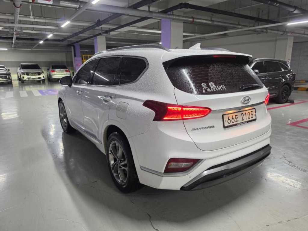 HYUNDAI Santa Fe - Vista 3