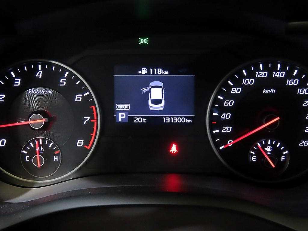 KIA Stinger - Vista 9