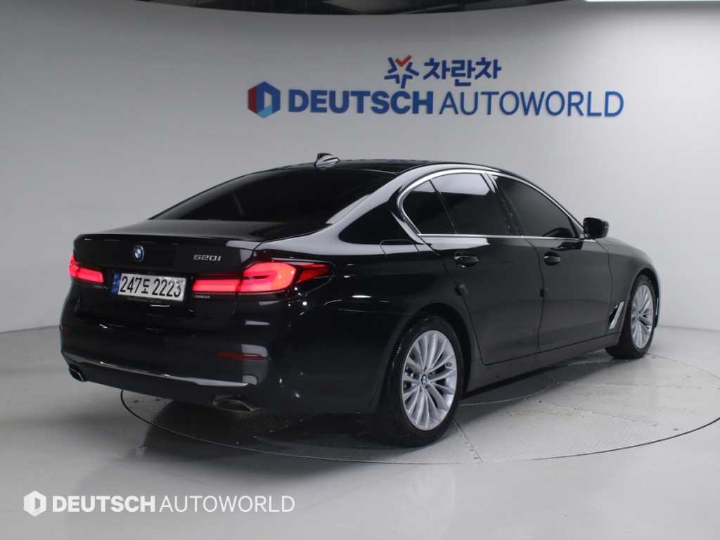 BMW 5 Series - Vista 3