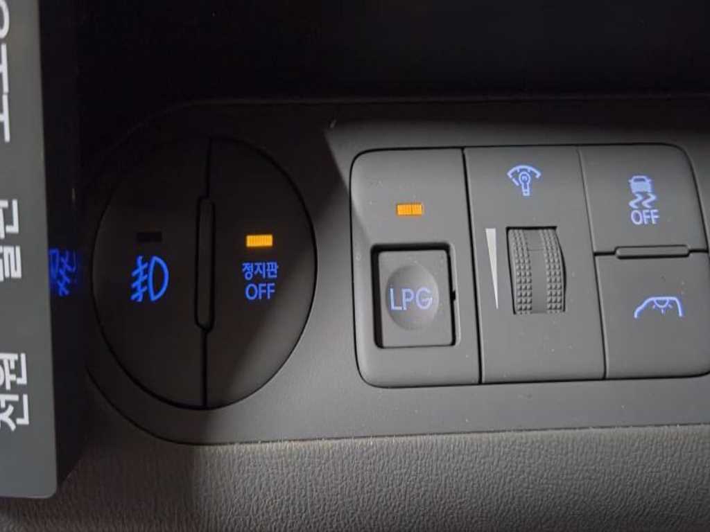 HYUNDAI Starex 2020 - Importación desde Corea - HF Imports Iquique - Foto 19