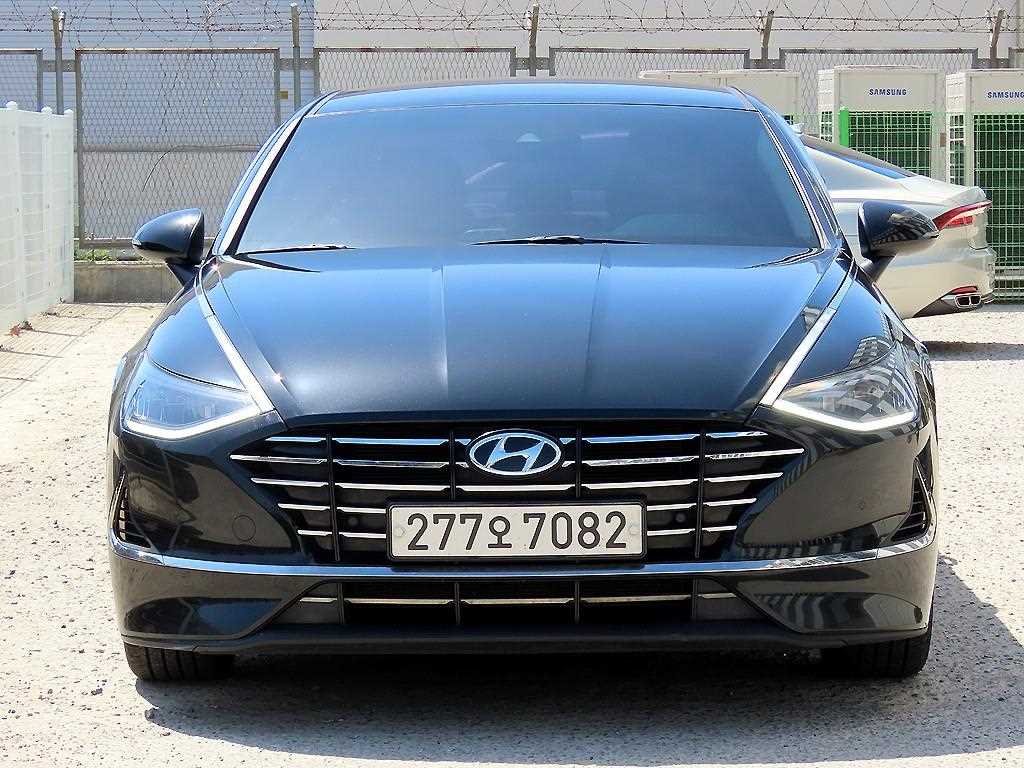 HYUNDAI Sonata 2020 Negro - Importación desde Corea - HF Imports Iquique - Foto 1