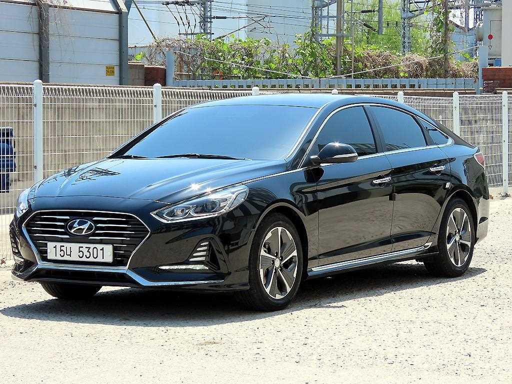 HYUNDAI Sonata - Vista 2