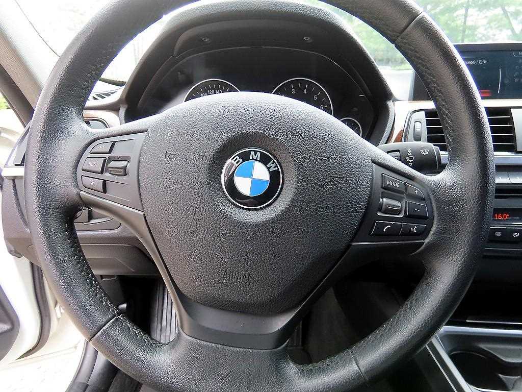 BMW 3 series - Vista 8
