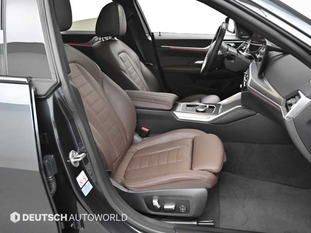 BMW i4 - Vista 10
