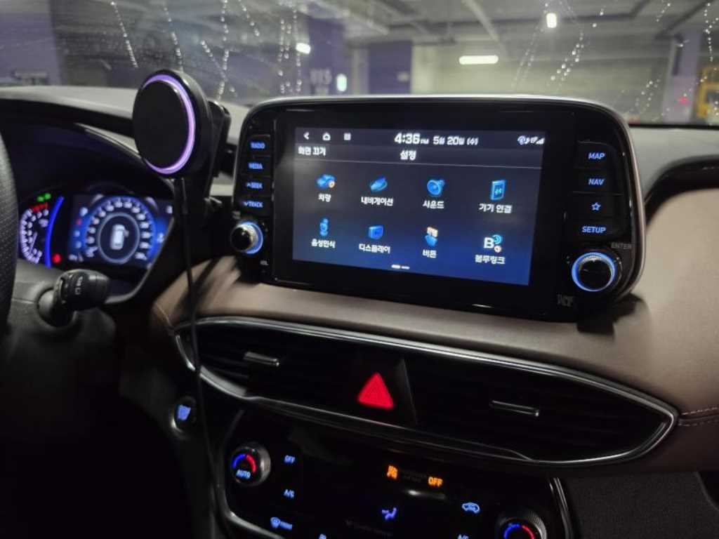 HYUNDAI Santa Fe - Vista 8