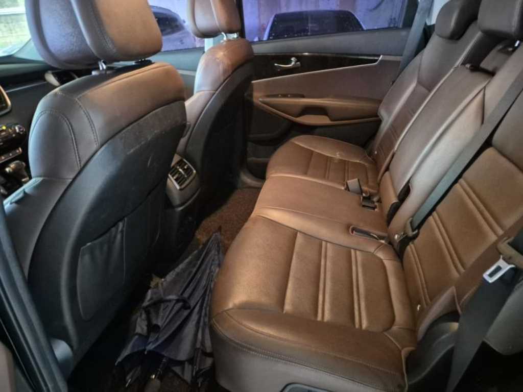 KIA Sorento 2017 Negro - Importación desde Corea - HF Imports Iquique - Foto 19