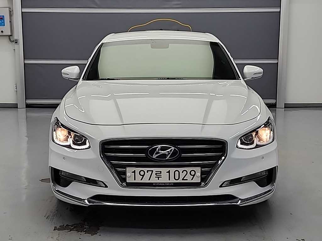 HYUNDAI Grandeur - Vista 2