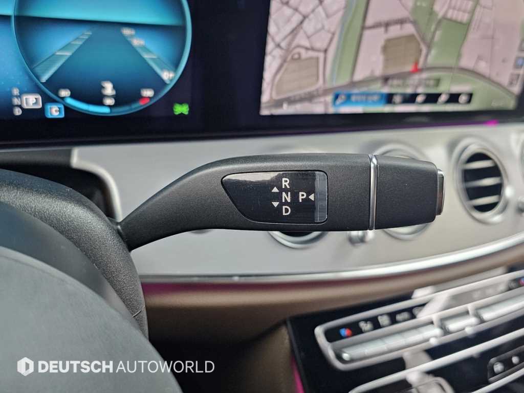 Mercedes Benz E class - Vista 9