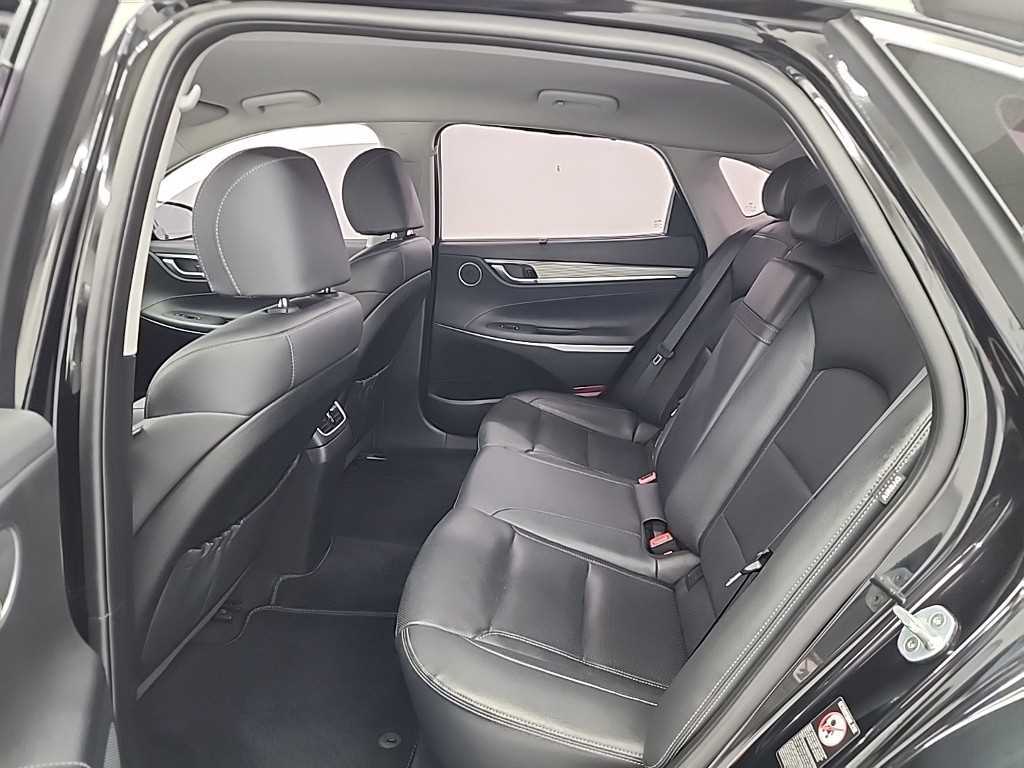 HYUNDAI Grandeur - Vista 12