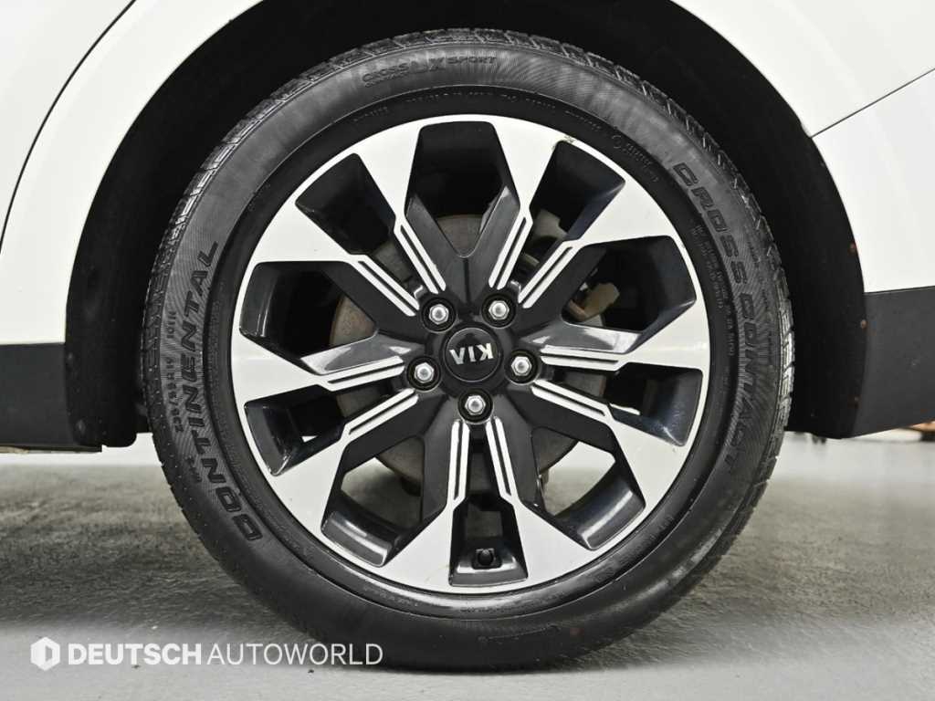 KIA Carnival - Vista 5