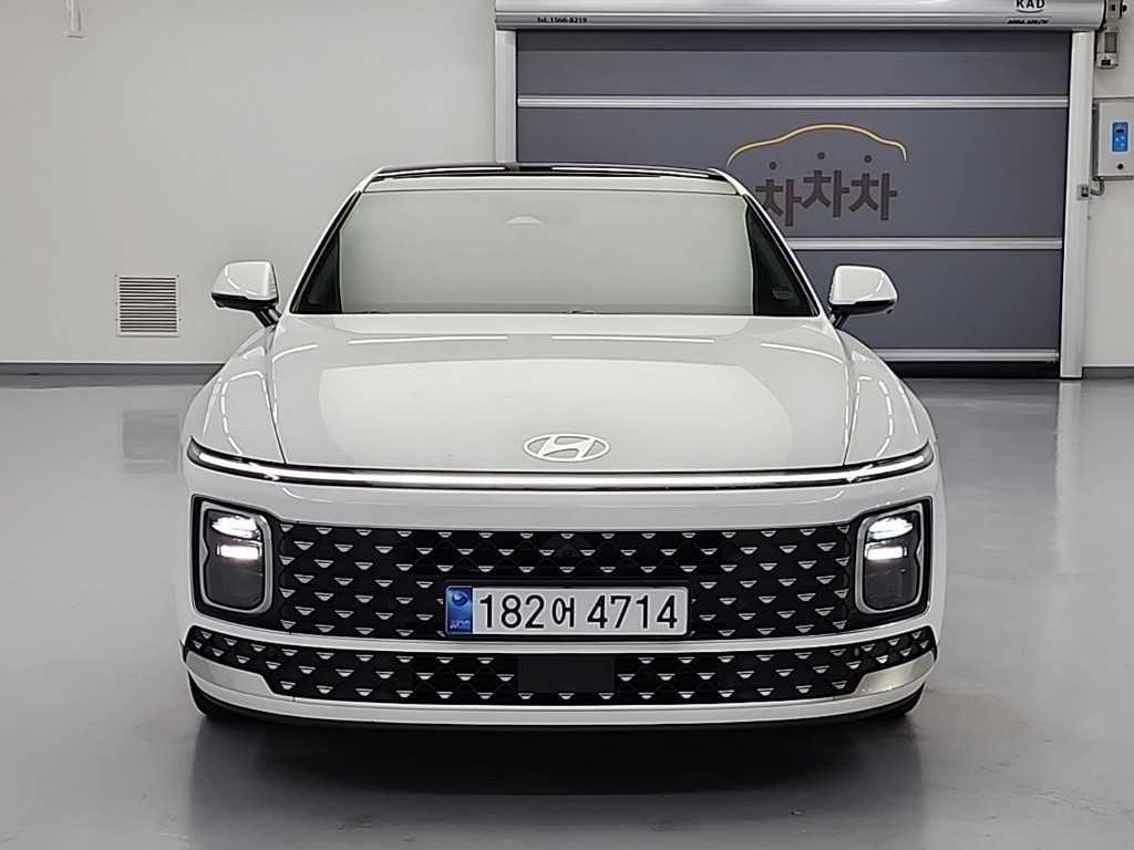 HYUNDAI Grandeur - Vista 2