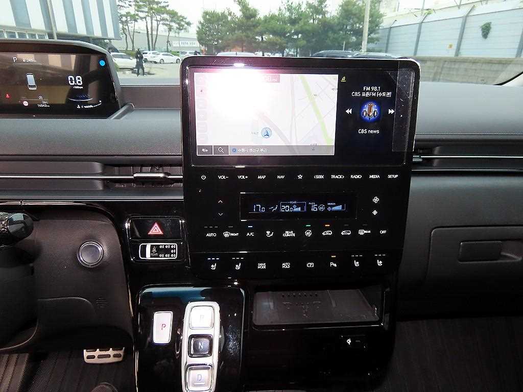 HYUNDAI Staria 2025 Negro - Importación desde Corea - HF Imports Iquique - Foto 14