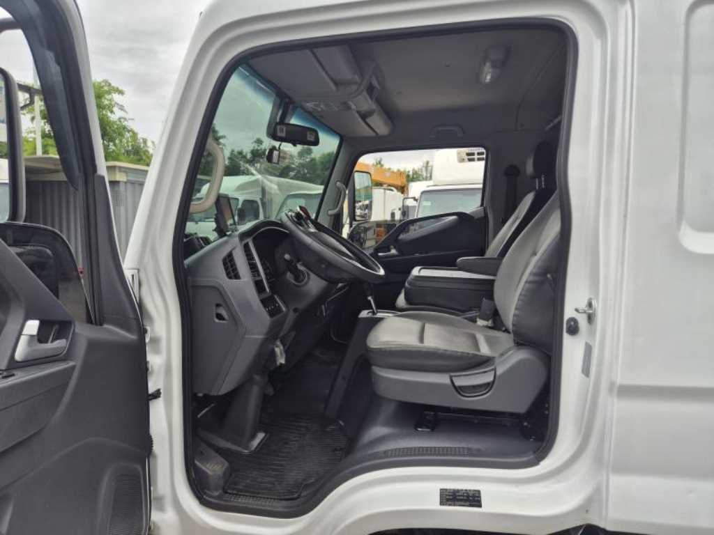 medium and large cargo truck 2021 Blanco - Importación desde Corea - HF Imports Iquique - Foto 14