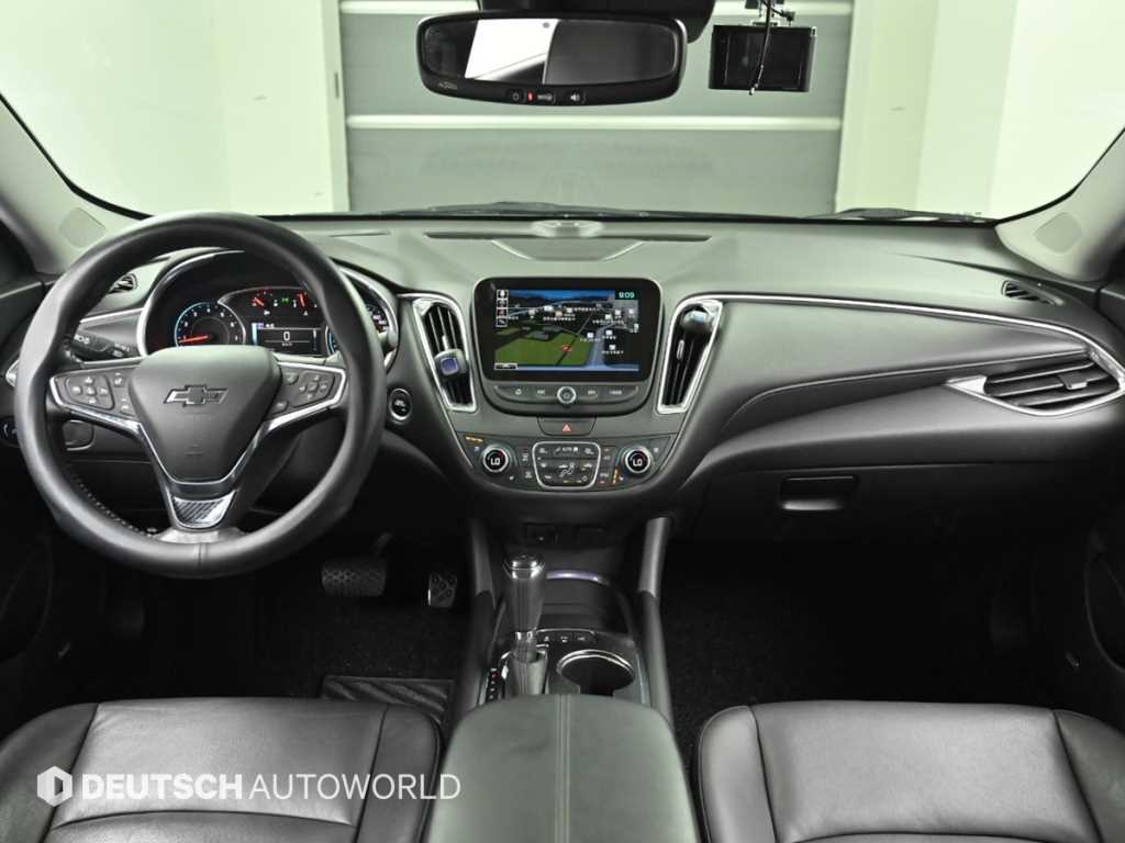 Chevrolet Malibu - Vista 7