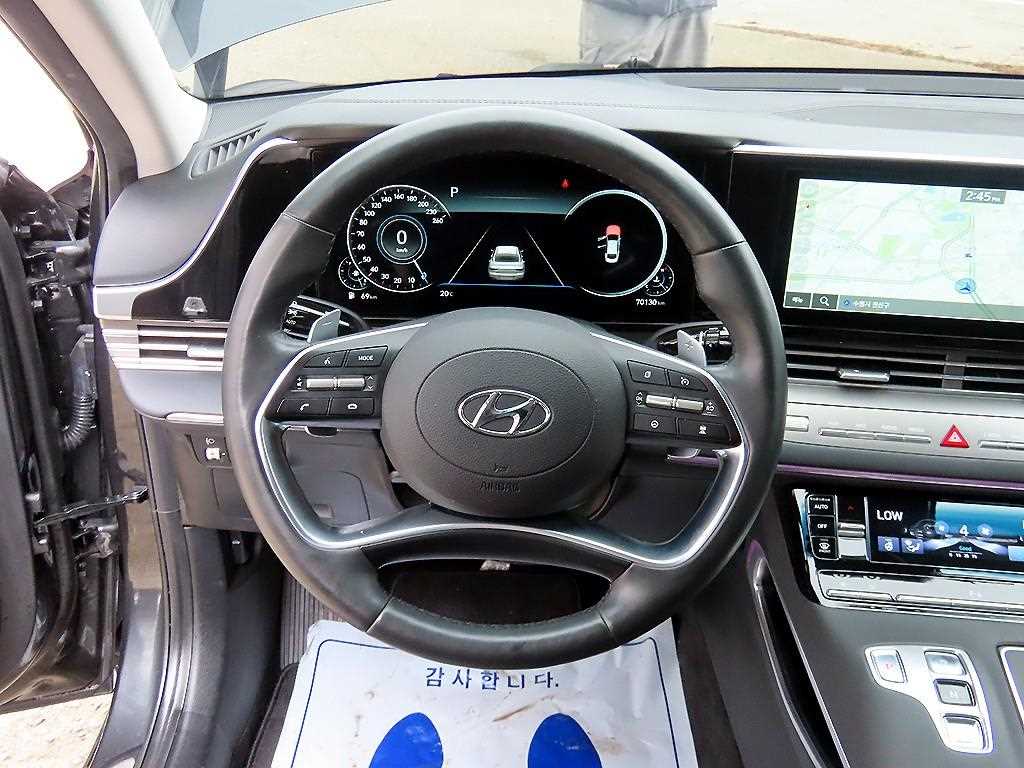 HYUNDAI Grandeur - Vista 8