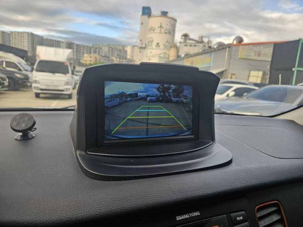 Ssangyong Korando - Vista 9