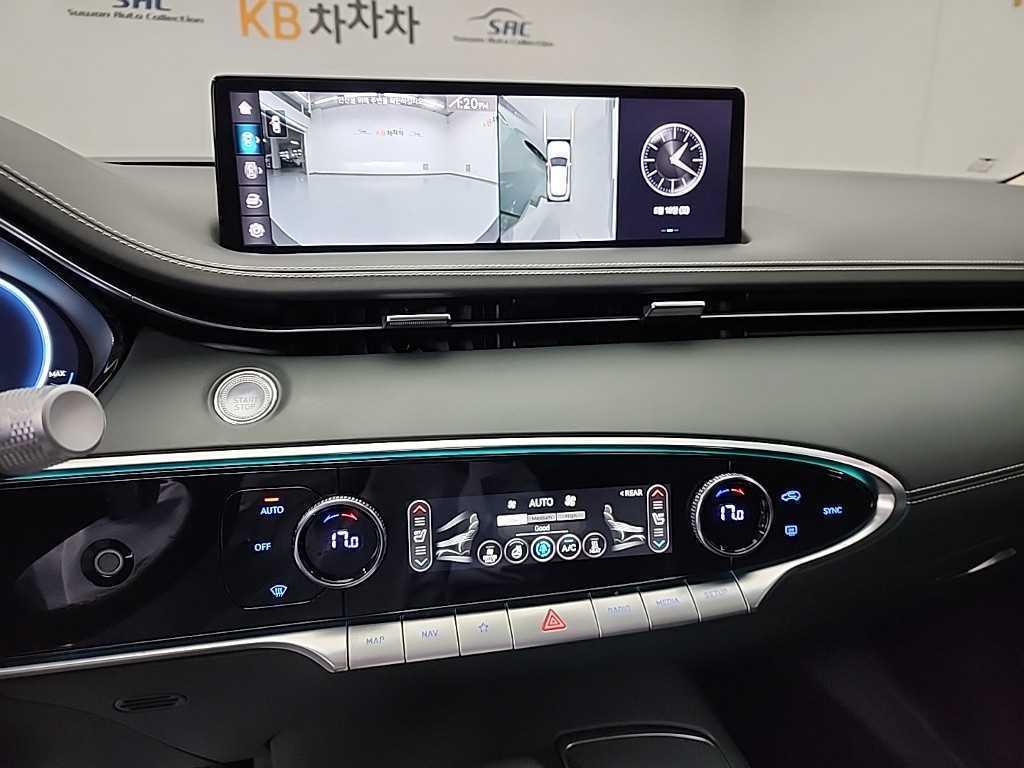 Genesis GV70 - Vista 10