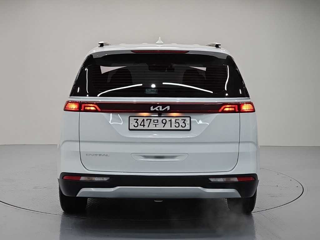 KIA Carnival - Vista 3
