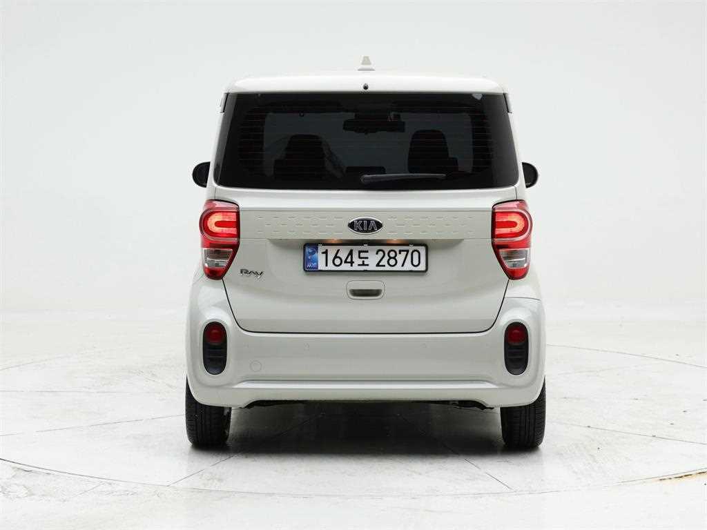KIA Ray - Vista 5