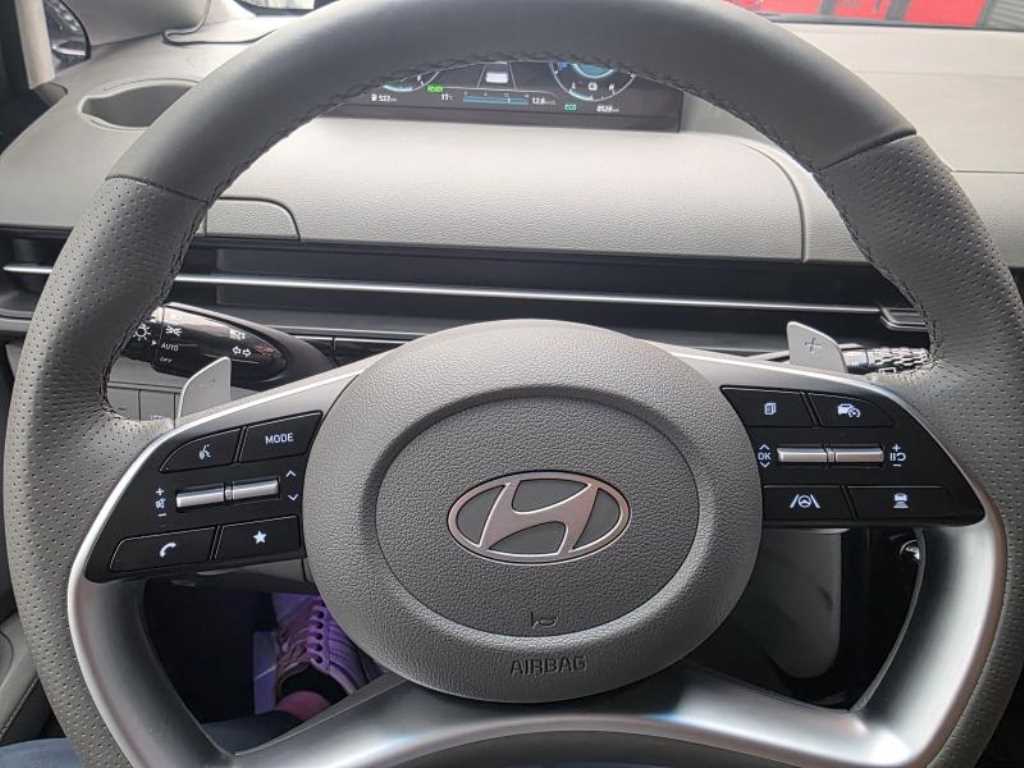 HYUNDAI Staria - Vista 10