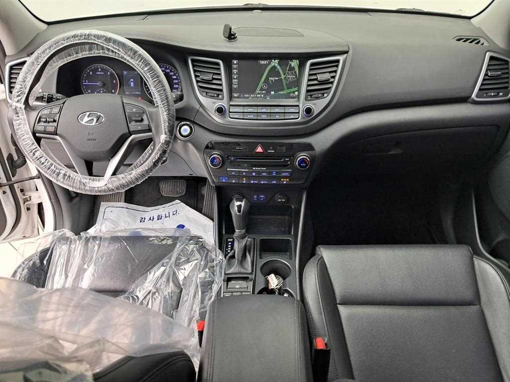HYUNDAI Tucson - Vista 6