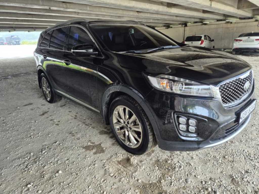 KIA Sorento - Vista 8
