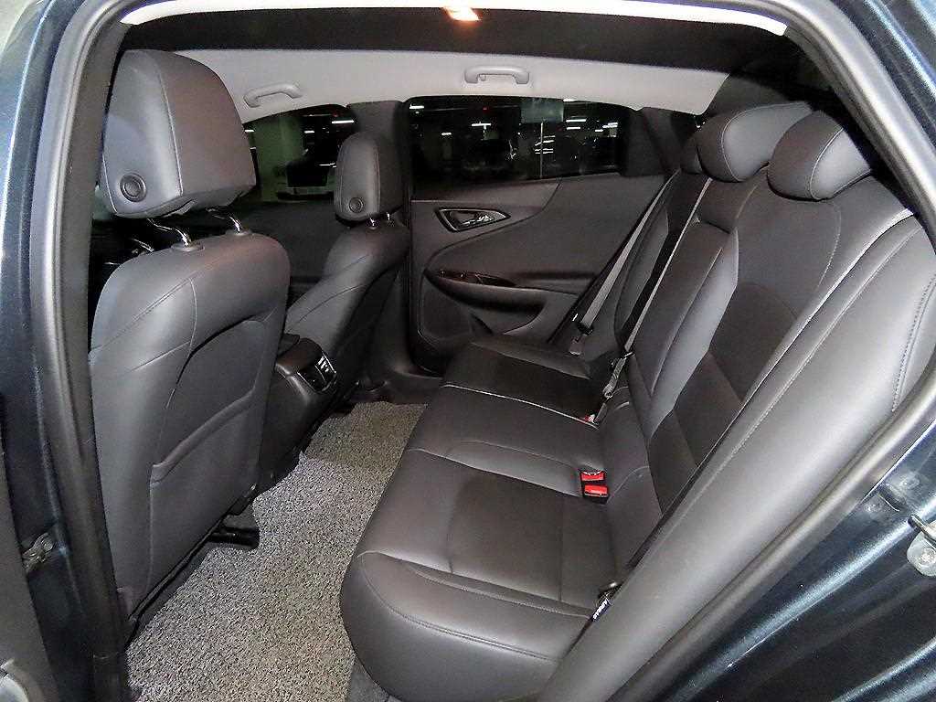 Chevrolet Malibu - Vista 7