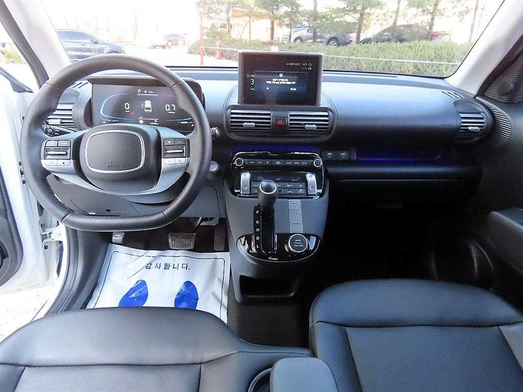 HYUNDAI Casper - Vista 7