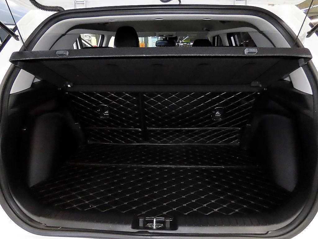 HYUNDAI Venue 2022 Blanco - Importación desde Corea - HF Imports Iquique - Foto 17