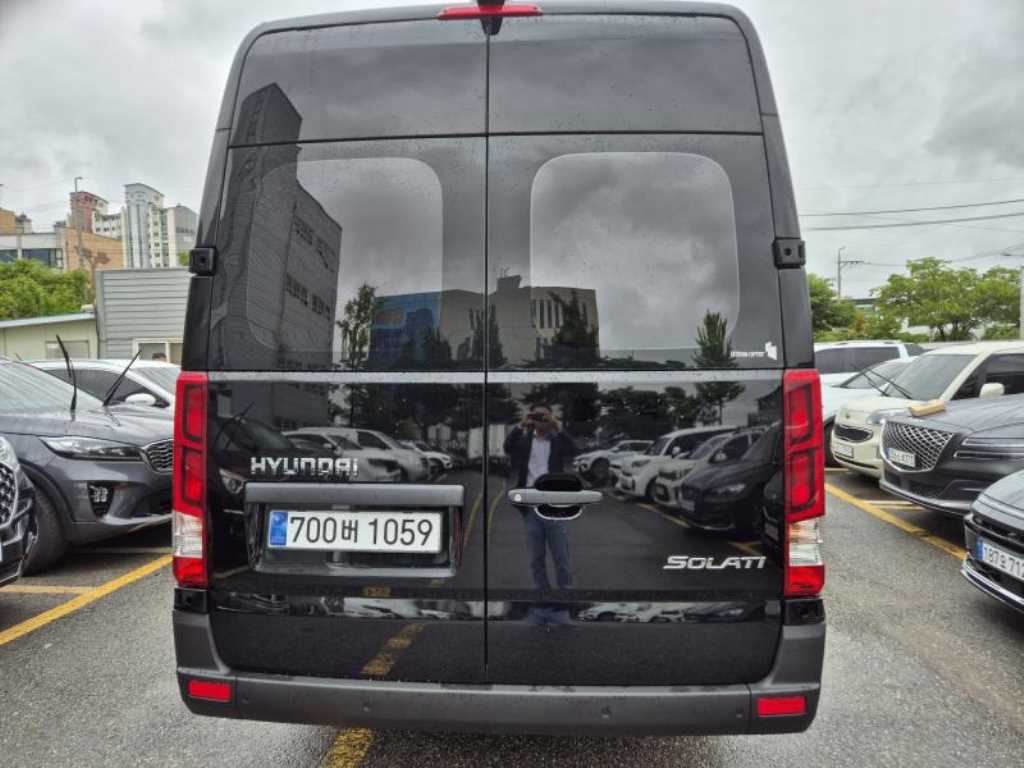 HYUNDAI Solati - Vista 2