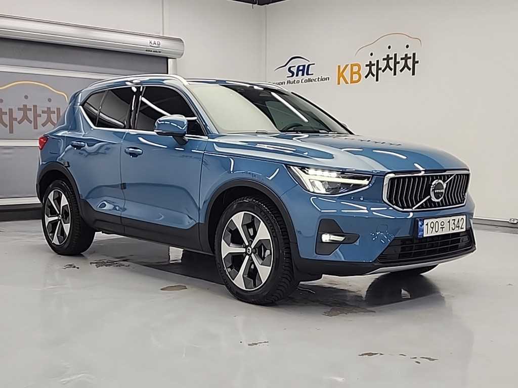 Volvo XC40 - Vista 4