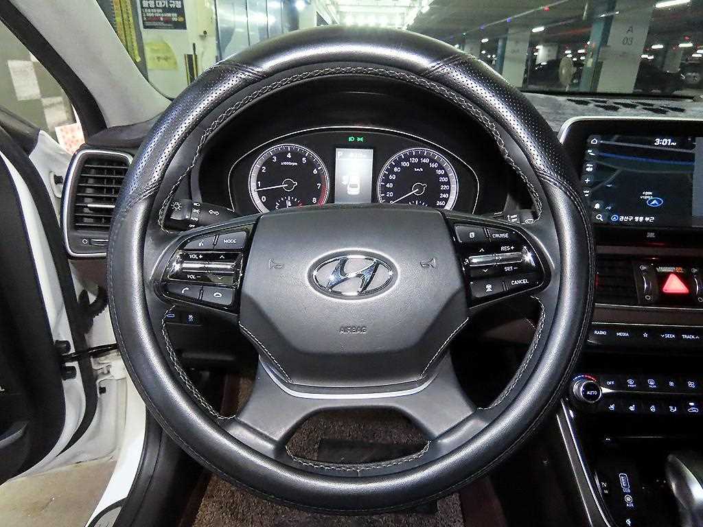 HYUNDAI Grandeur - Vista 8