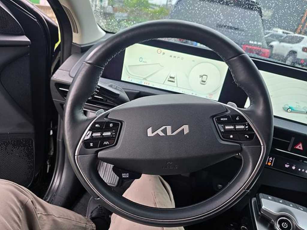 KIA EV6 - Vista 8
