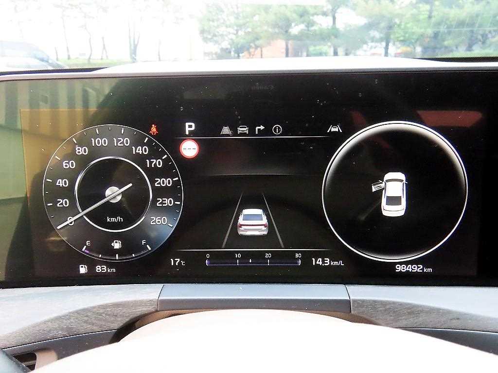 KIA K8 - Vista 9