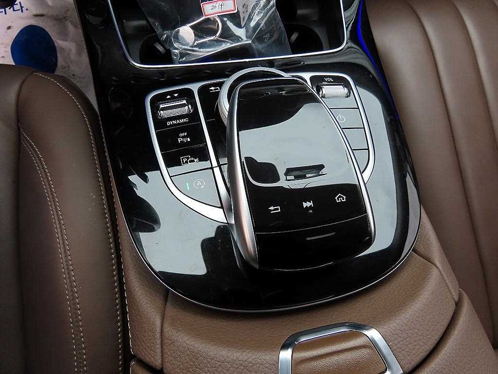 Mercedes Benz E class 2018 Blanco - Importación desde Corea - HF Imports Iquique - Foto 13