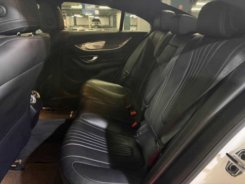 Mercedes Benz CLS Class - Vista 7