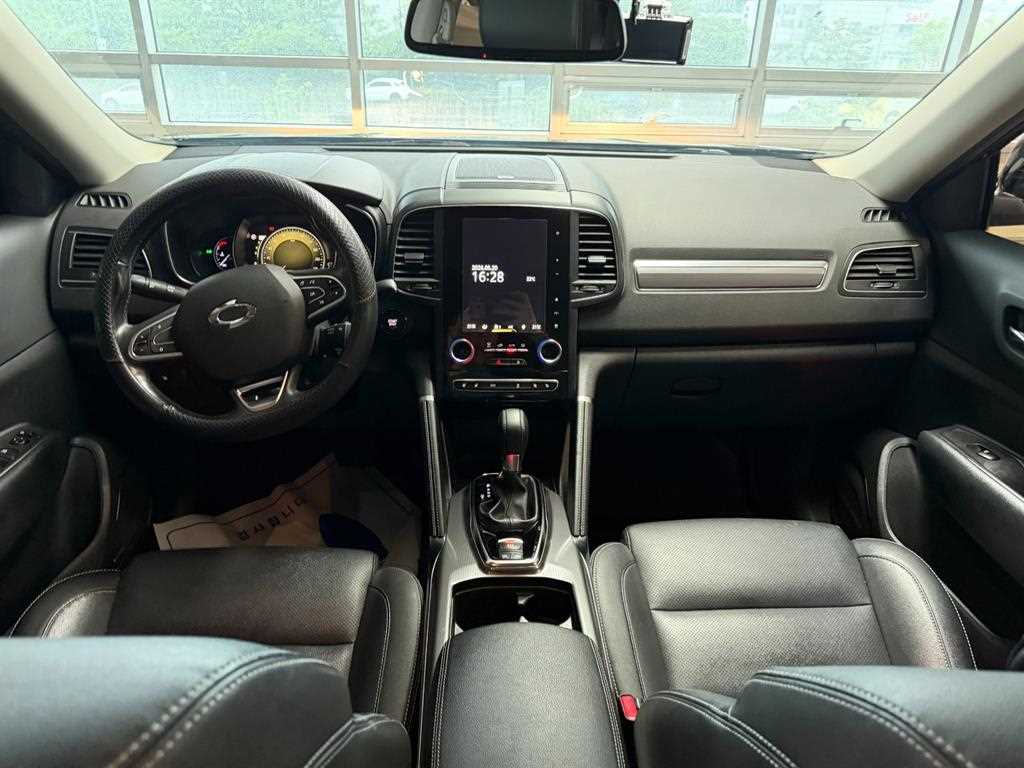SAMSUNG QM6 - Vista 9